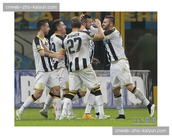 特写:时隔一年重返盐湖城主场,多诺万·米切尔收到的欢呼与嘘声 特写:时隔一年重返盐湖城主场,多诺万·米切尔收到的欢呼与嘘声